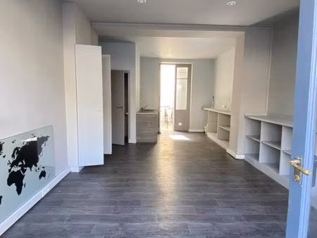 boutique sur parquet