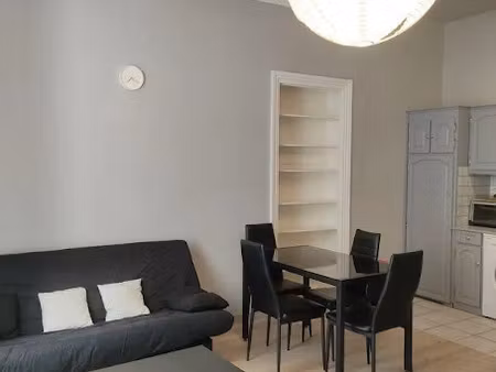 location meublée appartement 2 pièces 40 m² à grenoble (38000)  630 €