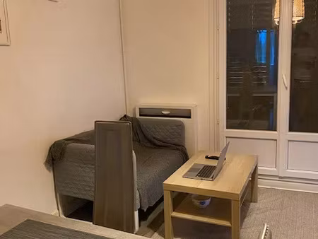 location meublée appartement 3 pièces 58 m² à venissieux (69200)  535 €