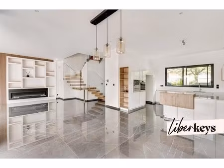 maison d’architecte contemporaine – 2018 – prestations haut de gamme – 470 m² de terrain