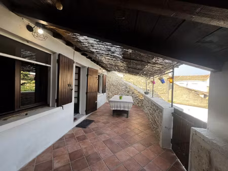 vente maison 5 pièces 132 m² saint-gilles (30800)