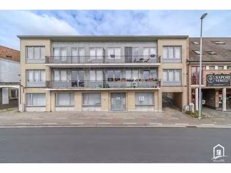 mooi afgewerkt gelijkvloers appartement te nieuwerkerken ...