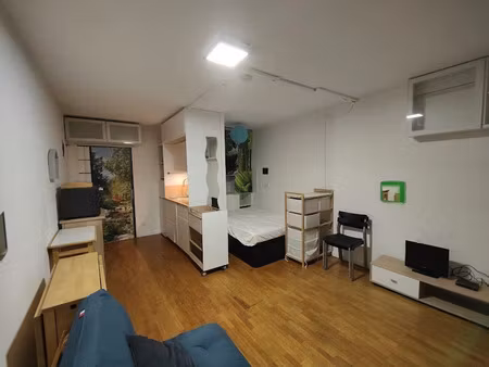 location meublée appartement 1 pièce 30 m² à issy-les-moulineaux (92130)  990 €
