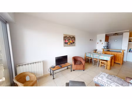 t3 meublé carnon - 1ère ligne - location courte durée -
