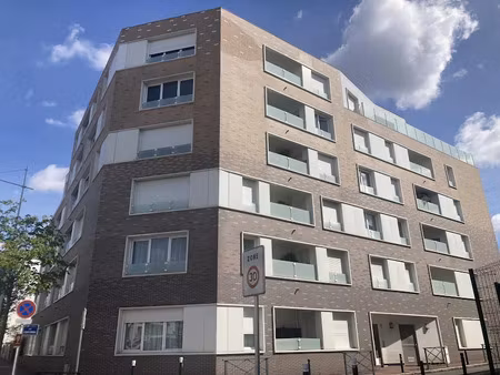 location appartement 2 pièces 41 m² à nanterre (92000)  1 260 €