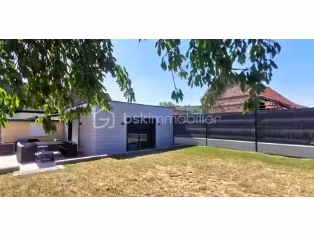 maison de 113 m² à auneuil