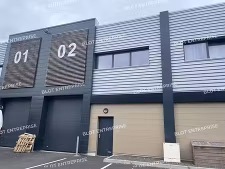 location entrepôt orvault 44700 227m²