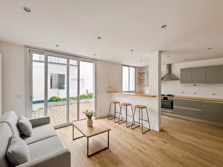 maison 8 pièces - 197 m²