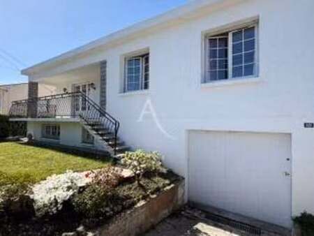 vente maison à la roche-sur-yon (85000) : à vendre / 177m² la roche-sur-yon