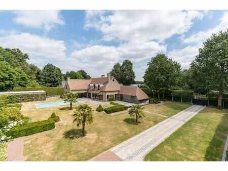 villa design exclusive dans un emplacement privilégié à ster