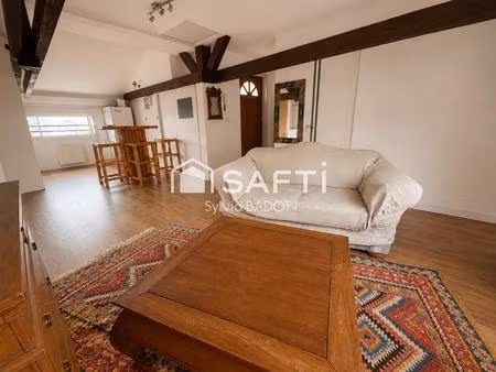 proche centre la seyne sur mer appartement t4 au 3/3 + combles
