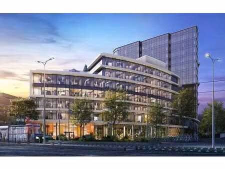 bureaux de 646 m² à proximité de l’a201.