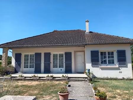 maison 3 chambres avec belle dépendance et 4200 mé de jardin