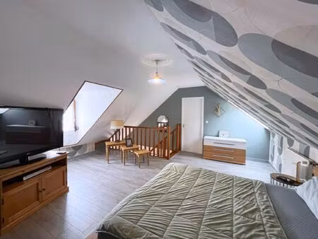 maison confortable et entretenue   4 pièces et grand terrain