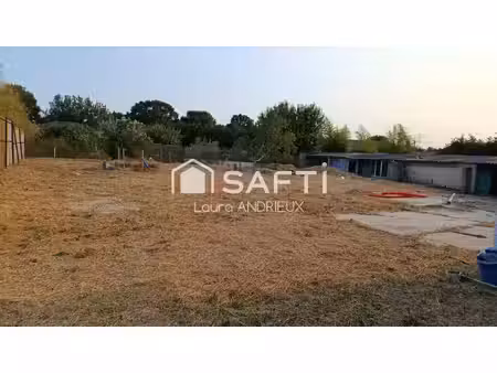 terrain de 1005m² sur issus
