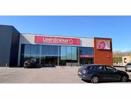 commerce à louer tournai - 1500 m²