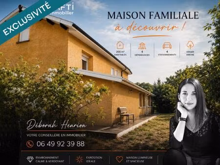 propriété familiale de caractère – dépendances  studio indépendant et terrain constructibl