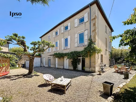 rare et charmante maison familiale en bordure de saône