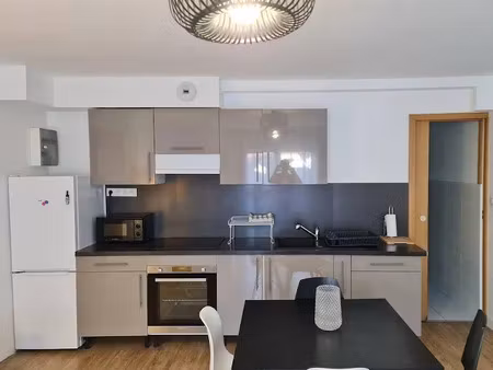 location meublée appartement 1 pièce 28 m² à gagny (93220)  880 €