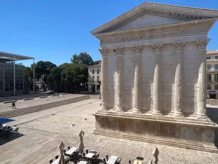 location appartement 5 pièces 221.35 m² à nimes (30000)  2 300 €