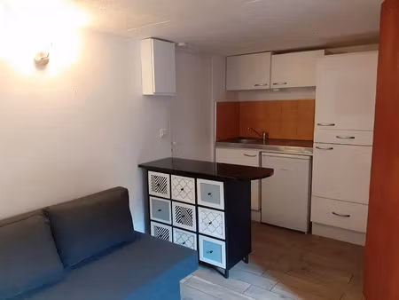 location meublée appartement 1 pièce 22 m² à rueil-malmaison (92500)  800 €