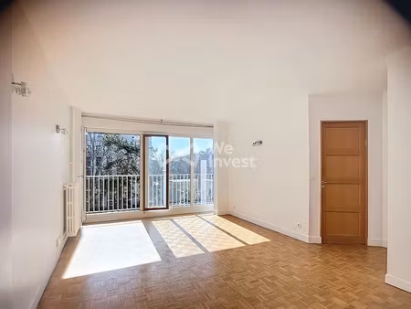 location appartement 3 pièces 69.23 m² à saint-cloud (92210)  1 680 €