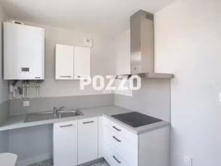 location appartement 3 pièces à avranches (50300) : à louer 3 pièces / 77m² avranches