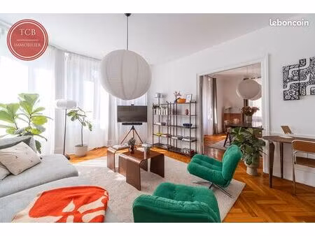appartement 6 pièces 136 m²
