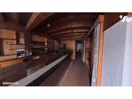 maison 10 pièces 313 m²