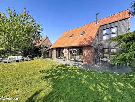 maison 8 pièces 185 m²