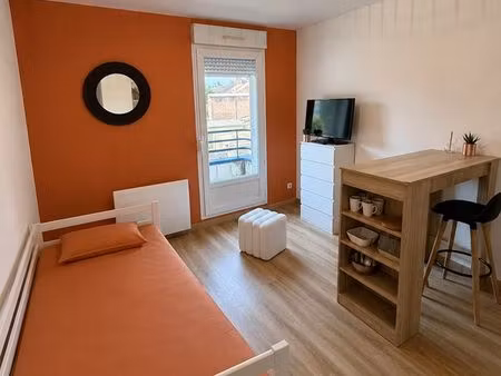 studio 1 pièce 19 m²