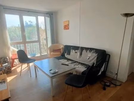 chambre 1 pièce 75 m²