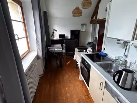 2 pièces meuble avec pkg loyer toutes charges inclus
