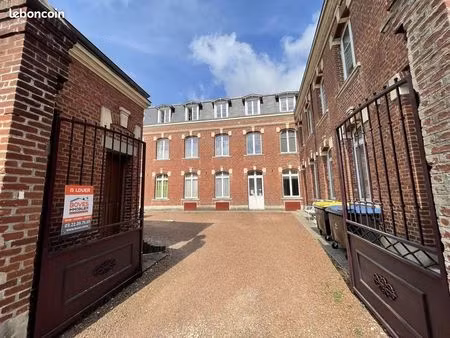 appartement 2 pièces 64 m²