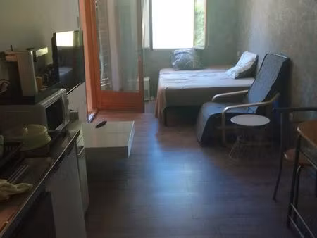 loue studio meublé