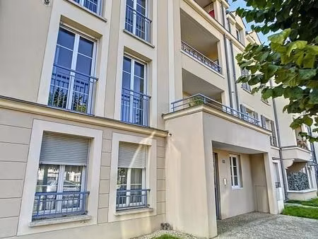 parking 13 m² coulommiers