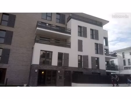 loue sutudio 34m2 pontoise 95
