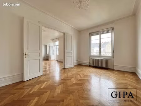 appartement 5 pièces 142 m²