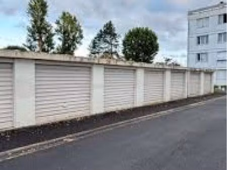 box parking garage