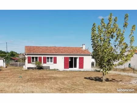 maison individuelle pavillon de plain pied  3 chambres  très récent de 85 m² habitable + 2