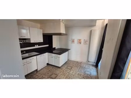 appartement de 115 m carré à louer à givet centre