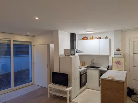 location meublée appartement 1 pièce 26 m² à montreuil (93100)  900 €