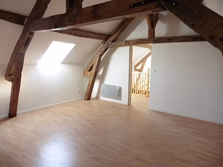 location maison 3 pièces 114.46 m² à connigis (02330)  585 €