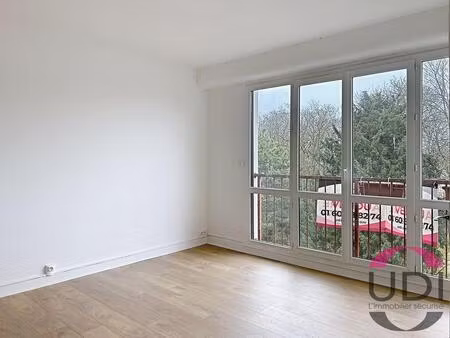 corbeil essonnes dernier étage appartement de trois chambres vendu loué idéal investisseur