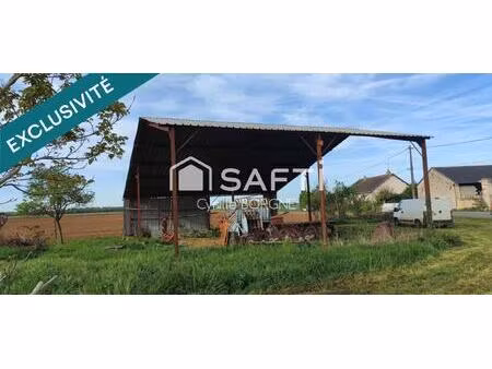 hangar avec potentiel de construction sur 1 350 m² !
