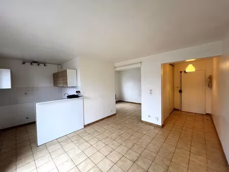 location appartement 1 pièce 31.67 m² à chambry (77910)  565 €