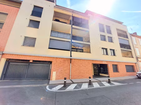 albi ville appartement t2 de 48 m2 avec balcon + parking privatif