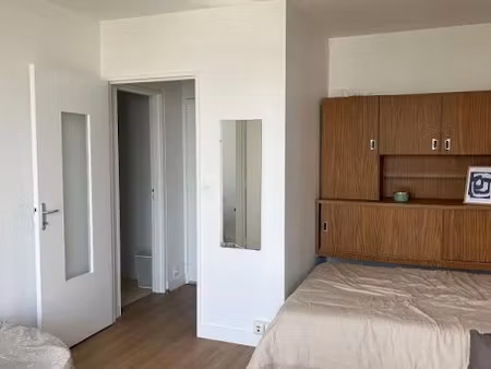 location meublée appartement 1 pièce 27.02 m² à poitiers (86000)  590 €