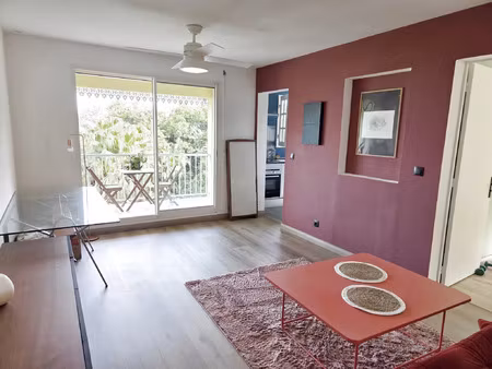 location appartement 2 pièces 42 m² à saint-denis (97417)