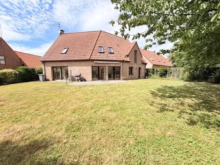 maison individuelle de 213 m² habitable
